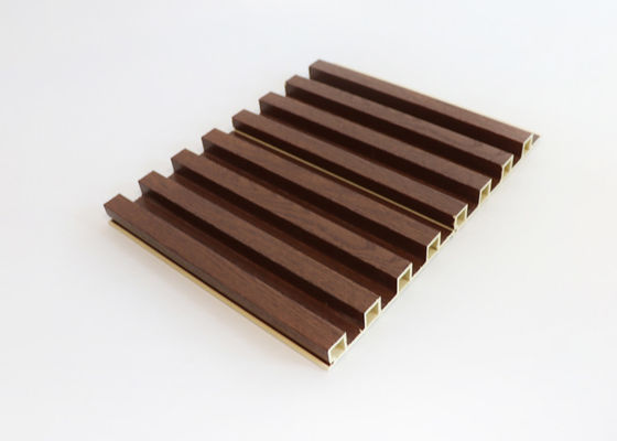 Painel de parede interior do PVC WPC da flauta interna de madeira da grão para a decoração