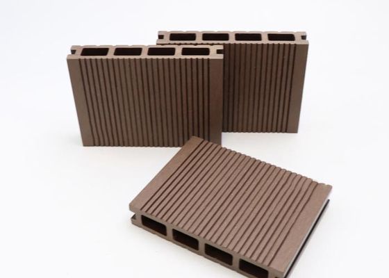 Composto exterior impermeável da grão à prova de fogo da madeira do Decking do assoalho de WPC