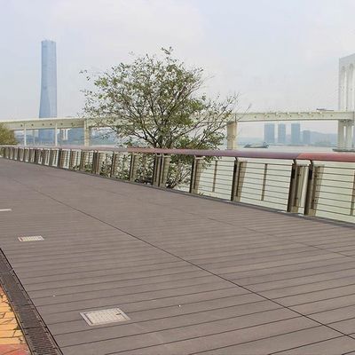 Da cavidade exterior do Decking da extrusão placa composta do Decking WPC do Co