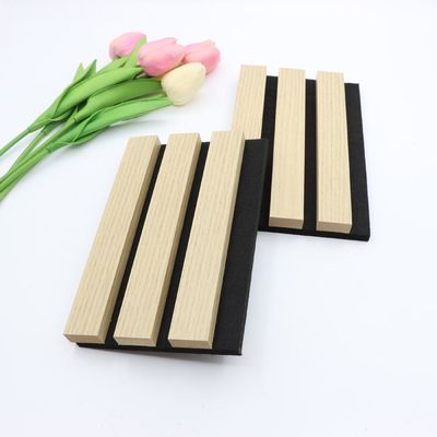 Painéis de parede acústicos de fibra de poliéster Wpc folheado de madeira ecológico