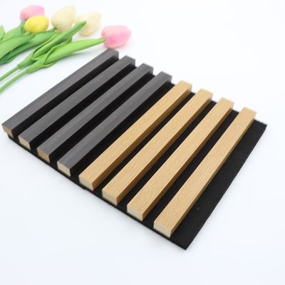 Painéis de parede acústicos de fibra de poliéster Wpc folheado de madeira ecológico