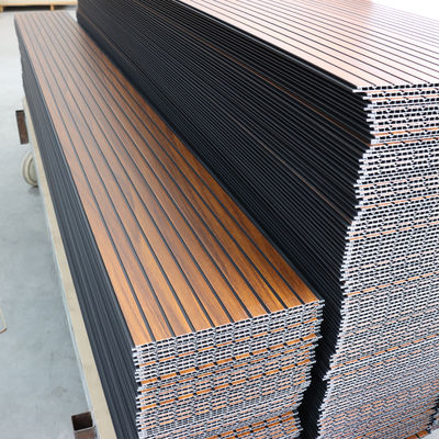 Painel de parede de PVC de flutuante, resistente ao fogo, folha de PVC, painel de parede de PVC leve para decoração de interiores, painel de parede de PVC de atacado, fácil instalação