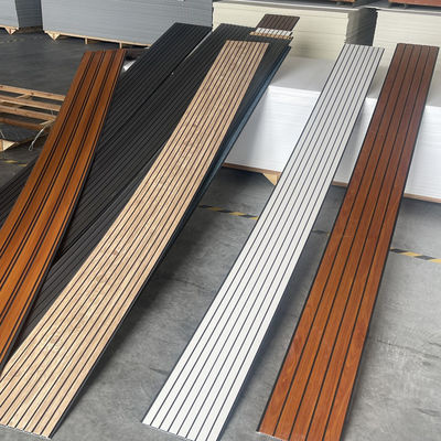 Painel de Teto PVC de Fácil Instalação para Parede Solução Simples para Painel de Parede Economiza Tempo e Mão de Obra Baixo Custo de Instalação Painel de Parede