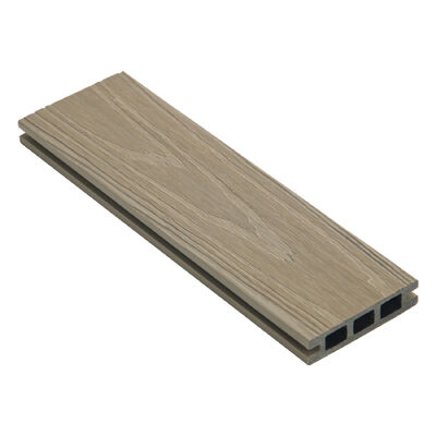 Decking de WPC composto exterior oco.