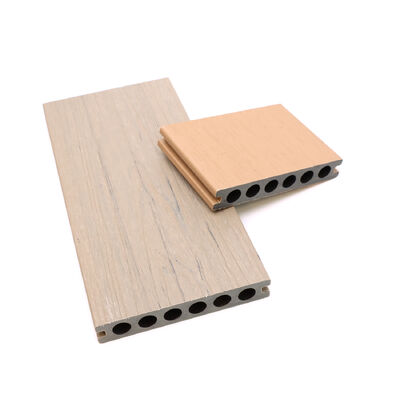 Painel de parede exterior WPC resistente à água de madeira composta para uso externo a longo prazo