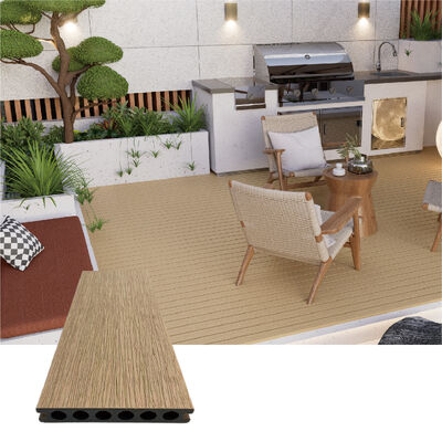 Painéis de parede WPC externos Painéis de madeira composta impermeáveis para decoração de edifícios