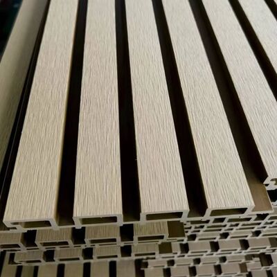 Painéis de parede acústicos de Pvc canelados ocos 3d que revestem decoração externa