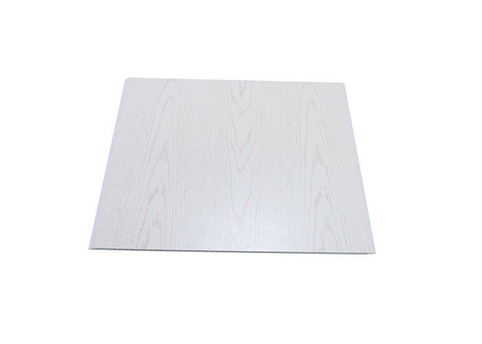 Fácil instale o peso leve à prova de fogo decorativo interior do teto dos painéis de parede do PVC