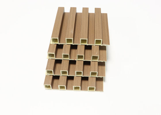 Instale rapidamente o revestimento à prova de fogo do painel de parede de WPC para a decoração interior 192mm x 14mm
