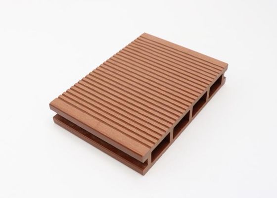 Projeto moderno da instalação fácil do Decking 18mm do jardim WPC do revestimento do quadro do couro cru