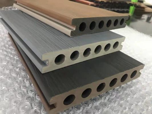 Não revestimento projetado da madeira de carvalho do deslizamento WPC Decking exterior impermeável