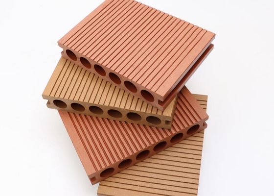 a instalação fácil do Decking de madeira plástico do jardim do revestimento do quadro do couro cru de 140x25mm