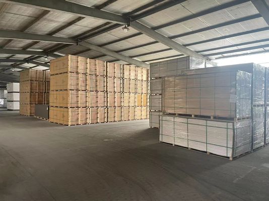 1mm - a espuma do PVC da espessura de 30mm embarca a folha dos estrangeiros do PVC do PVC do Lamina de 4x8ft