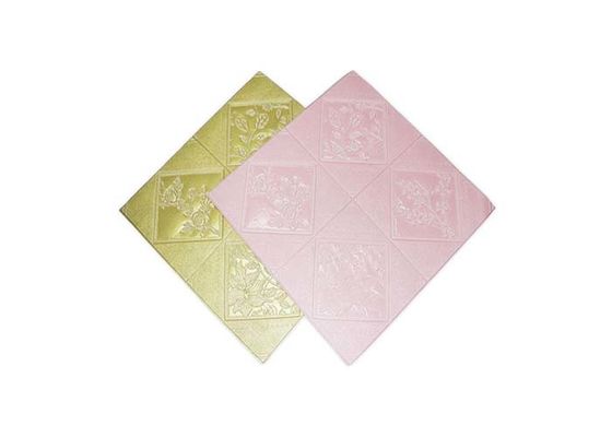 Rolo decorativo da etiqueta da parede da espuma do tijolo autoadesivo da espuma 3D para a decoração da sala de visitas