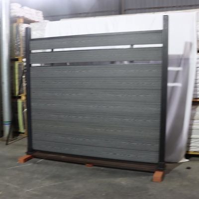 A extrusão Wpc do Co do jardim cerca a prova composta do oídio de Panel Wood Plastic
