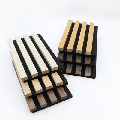 Painéis de parede acústicos de fibra de madeira ripados 3 mm à prova de som