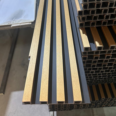 Painel de parede Wpc de madeira laminada para decoração de interiores