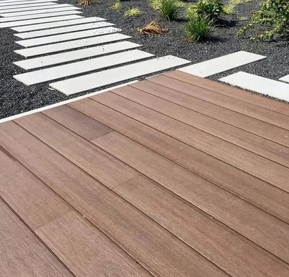 3d gravou o revestimento composto plástico de madeira exterior do Decking de madeira de WPC
