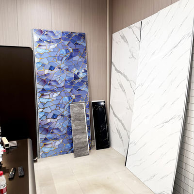 Painel de parede de chuveiro de PVC à prova d'água de qualidade superior para revestimento de parede de áreas úmidas